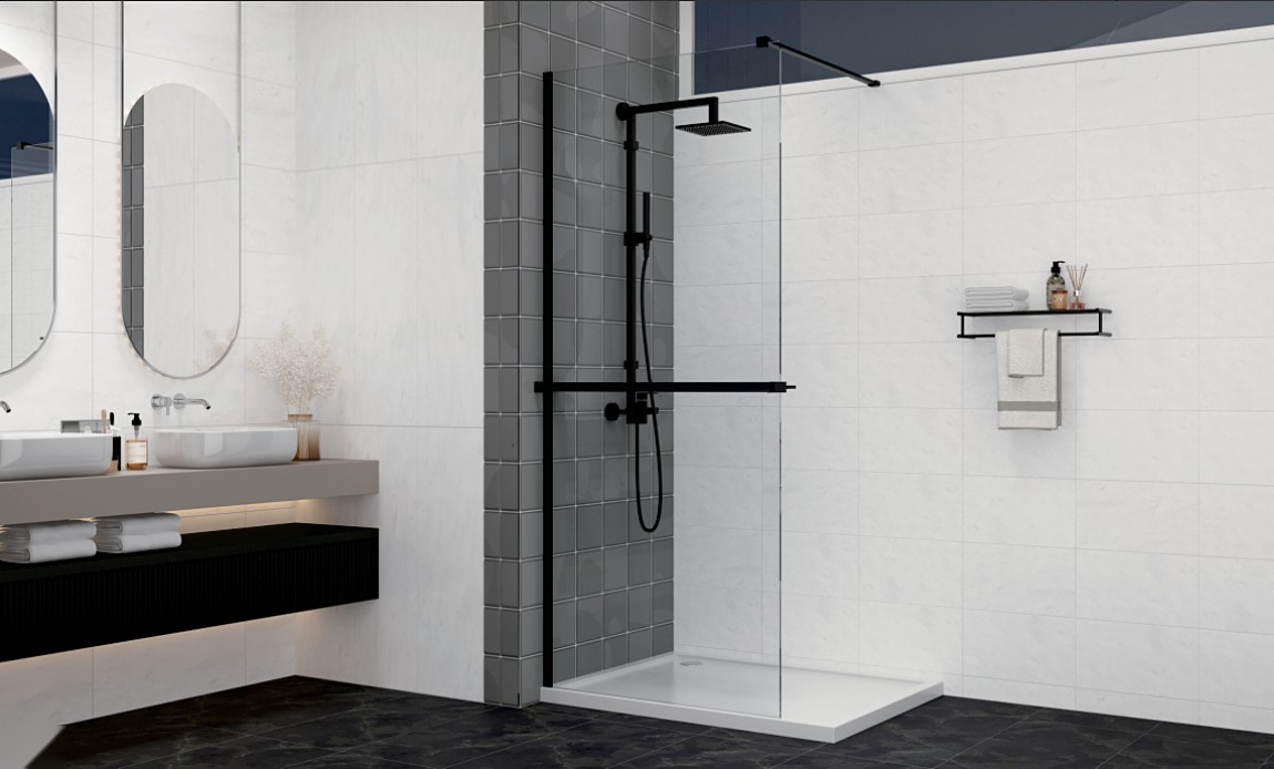 White ABS shower tray with anti-slip surface, rectangular and square models installed in a modern bathroom project
